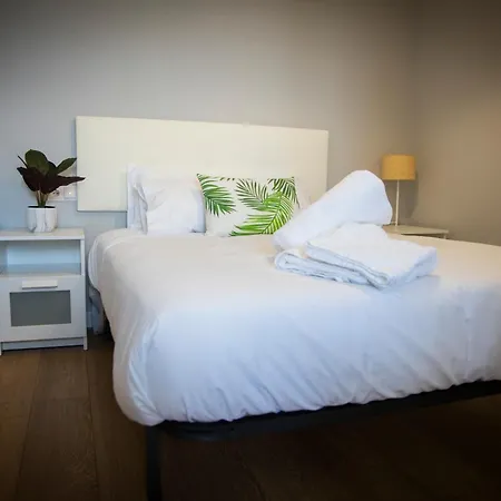 公寓 Playa Del Silencio 2 *